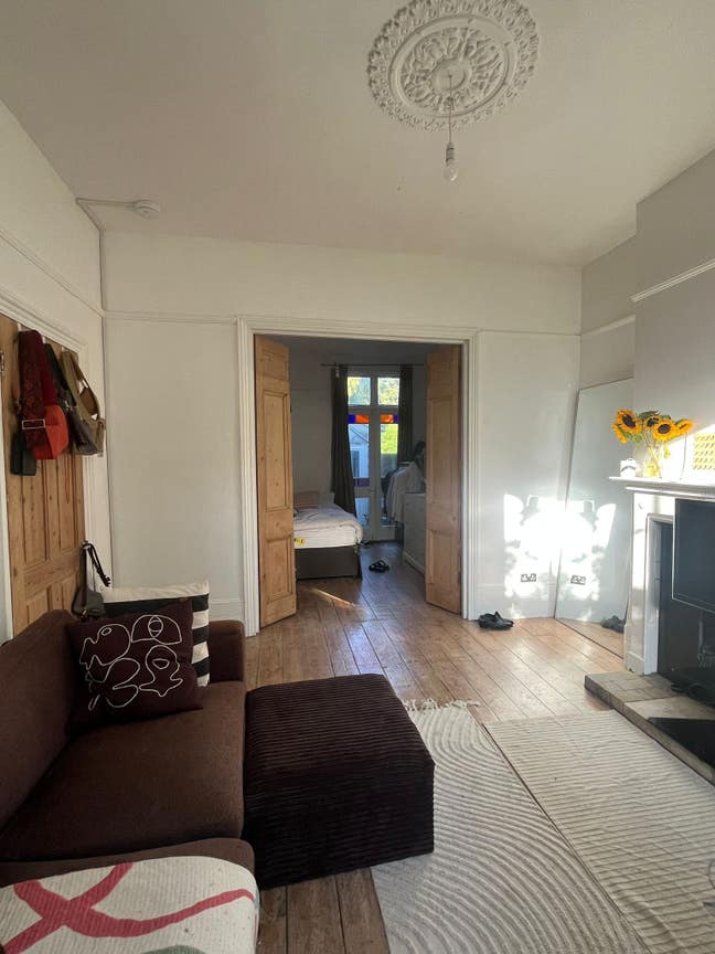 Beautiful Double Bed Room in South London Main Photo