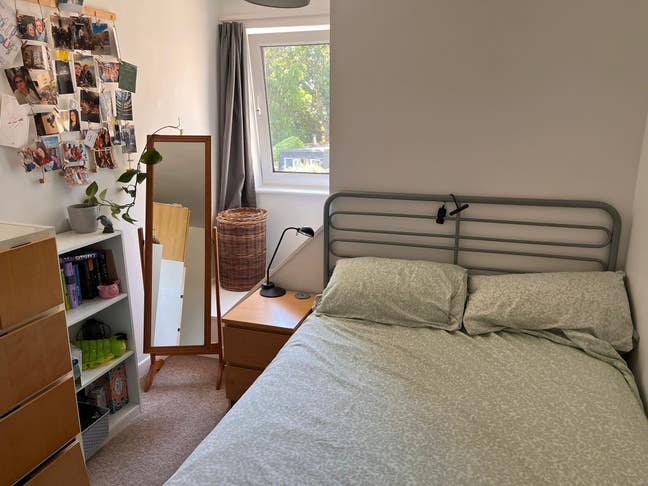Double room in house next to river Main Photo