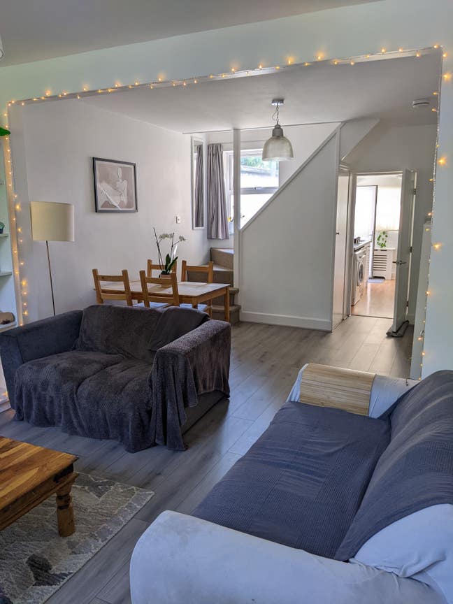 Bright Double Room Next to River Main Photo