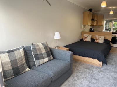 Self Contained Studio in Corstorphine Main Photo