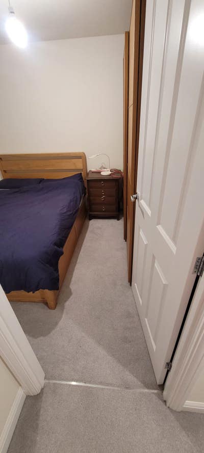 Double bedroom in Great Oldbury  Main Photo