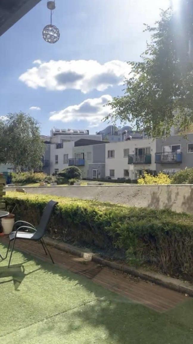 Double room in North Greenwich: Garden + Concierge Main Photo