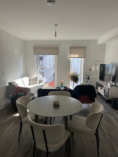 Amazing flat at pontoon dock station Main Photo