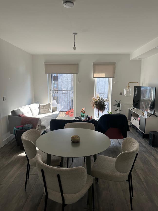 Amazing flat at pontoon dock station Main Photo