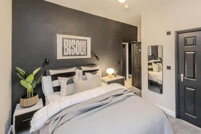 Stunning Co-living property available now! Main Photo