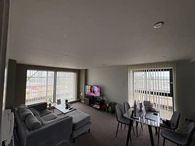 Double room available in Anocats from April Main Photo