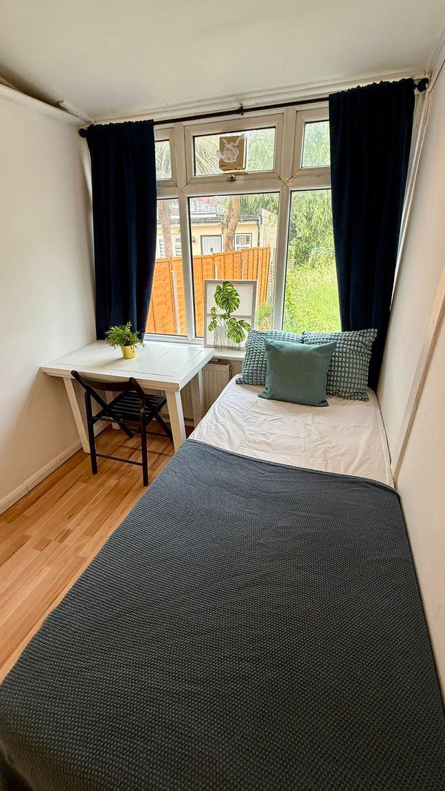 Super Cheap Single Room- Wembley Close to Shops Main Photo