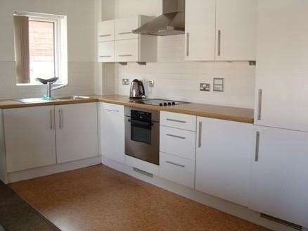Furnished double spare room with own bathroom Main Photo