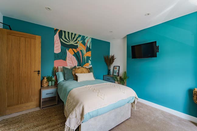 *Studio with kitchenette&ensuite-1 week free rent Main Photo