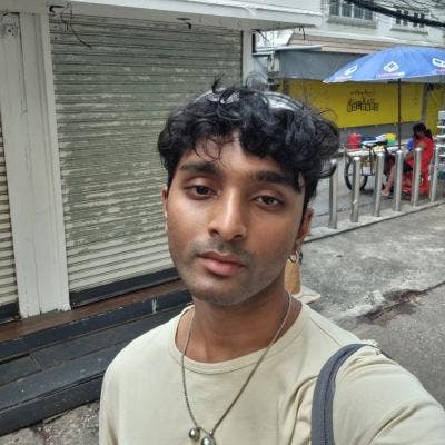 27 Doctor looking for flatshare or other people Main Photo