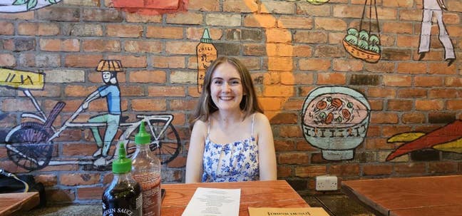 Looking for a Double Room! Main Photo