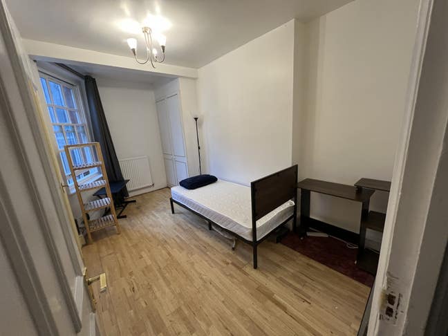 🏠📲Newly Refurbished En-Suite Room🏠📲Regents Park🏡 Main Photo