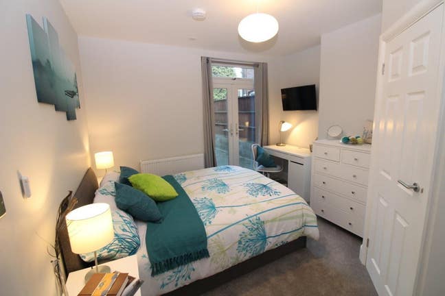 Luxury en-suite room - great location! Main Photo