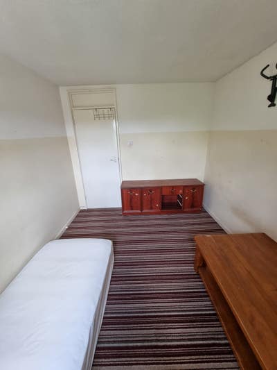 2 Rooms for rent Main Photo