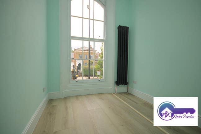 Fully Renovated 1-Bed Flat – Move-In Ready Main Photo