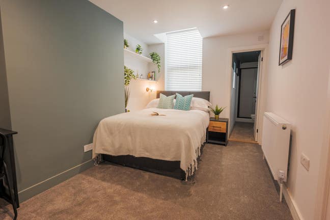 En-Suite Rooms Close to Southsea Seafront Main Photo