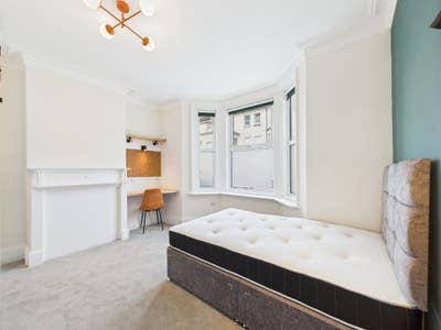 Private En Suites- Recently Refurbished Main Photo