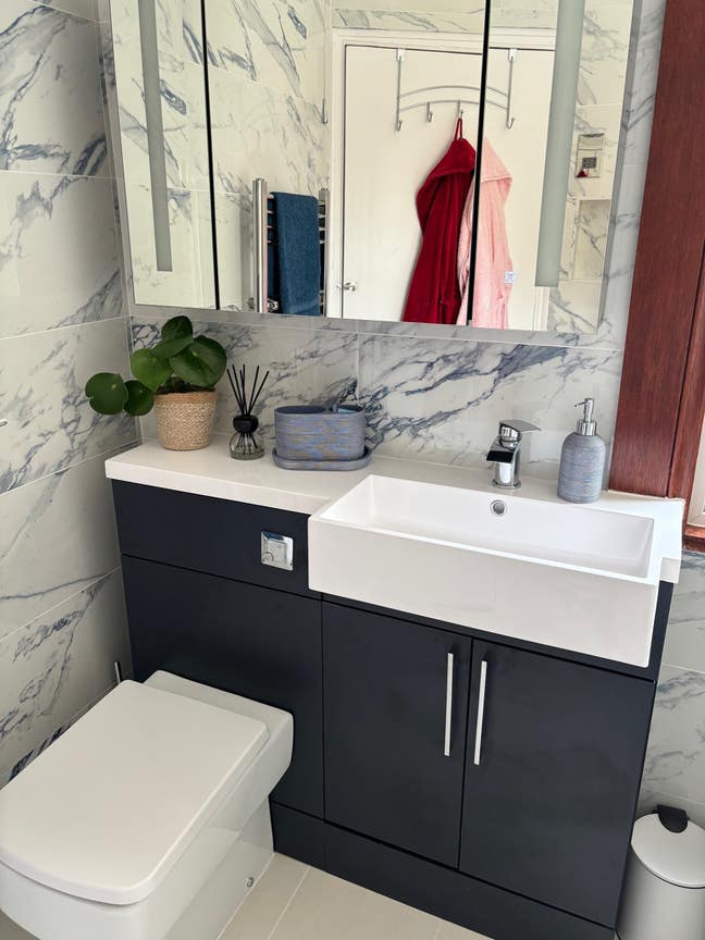 Double room with own bathroom  Main Photo