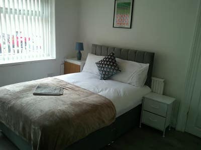 4 room available in 5 bedroom house £550/£625 PCM Main Photo