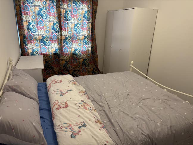 Double room, fully furnished, no landlord Main Photo