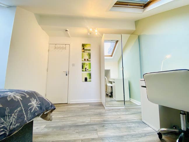 Double room, Refurbished 5 bed, Fallowfield Main Photo