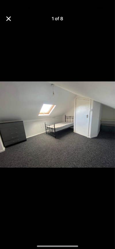 Loft room for rent Main Photo