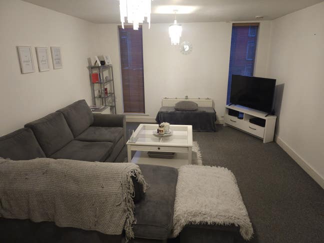2 bedroom Flat City centre  Main Photo