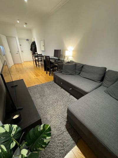 SUBLET 1-bedroom modern apartment in East Croydon Main Photo