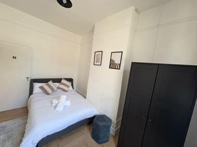 2 Rooms to rent at perfect Location- Camden Main Photo
