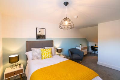 Amazing accommodation - Close to Caversham Village Main Photo