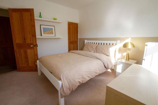 1 bright double room  Main Photo