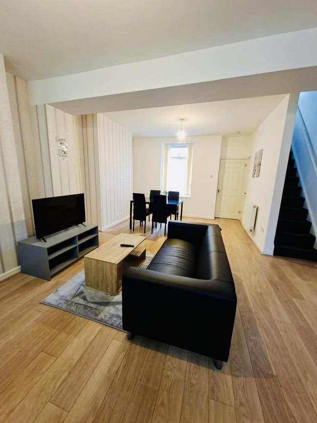 Beautiful double room in a 2-bed student property  Main Photo