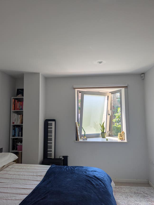 Short Let – Spacious room in Islington  Main Photo