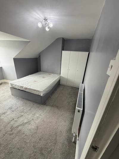 2x Double bedrooms in Grays Main Photo