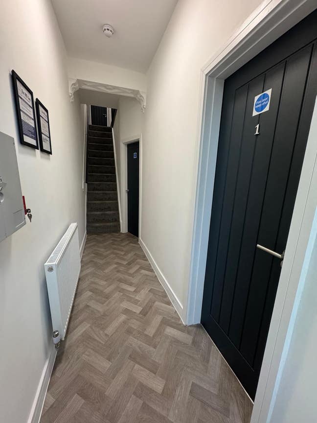 Newly Renovated Professional House Share Main Photo