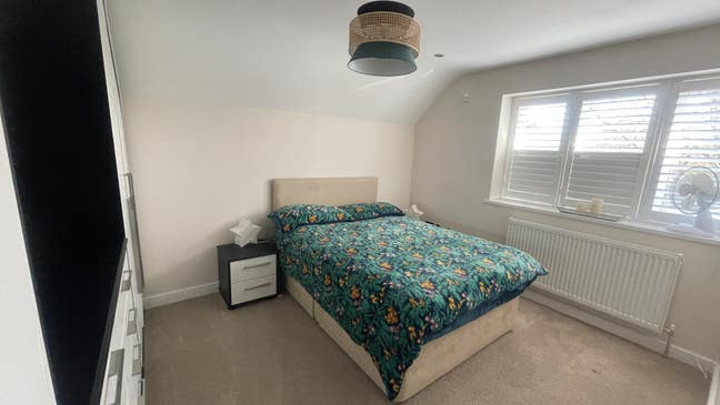 Beautiful and comfortable room to rent Main Photo