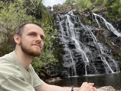 Looking for short term let in March 2026 Main Photo