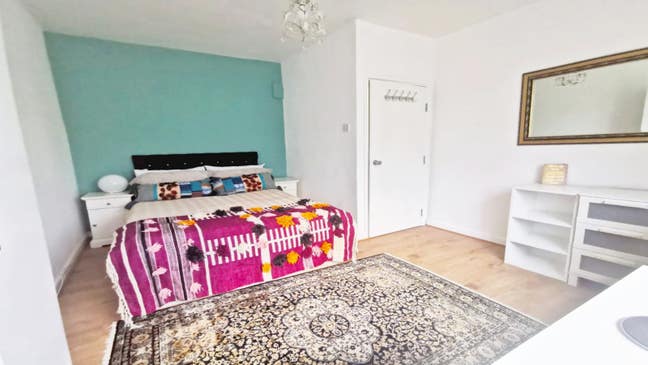 Furnished 2 Bedroom Apartment - N1 Main Photo