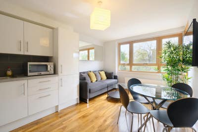 Why pay more for Student accommodation?  Main Photo