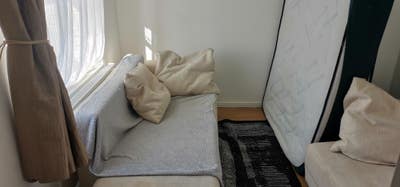 Single room in Wheatley Hill Main Photo