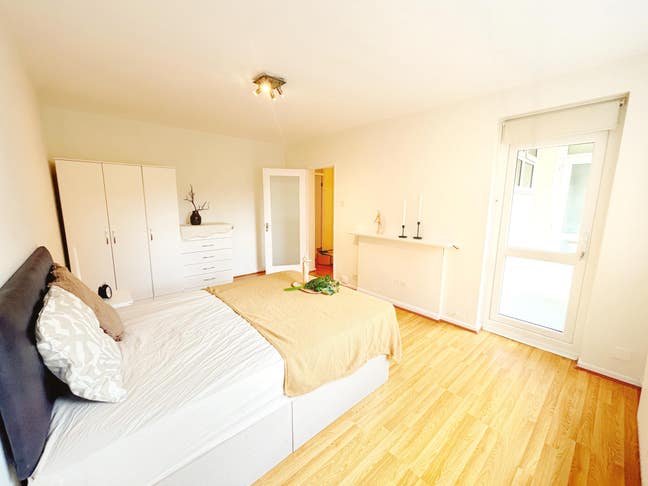 Beaufitul spacious room in the heart Little Venice Main Photo
