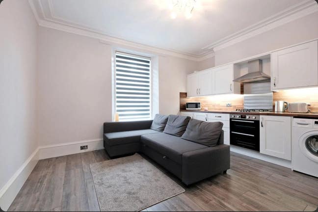 Entire Brand New 1Bed flat for rent in city centre Main Photo