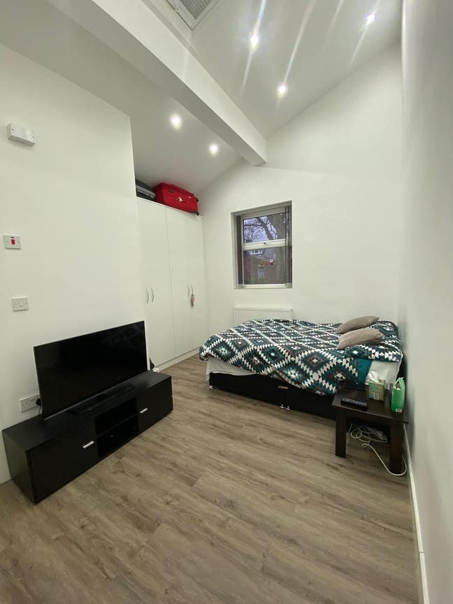 1 Bed Flat Avail All Bills Inc-Whalley Range Main Photo