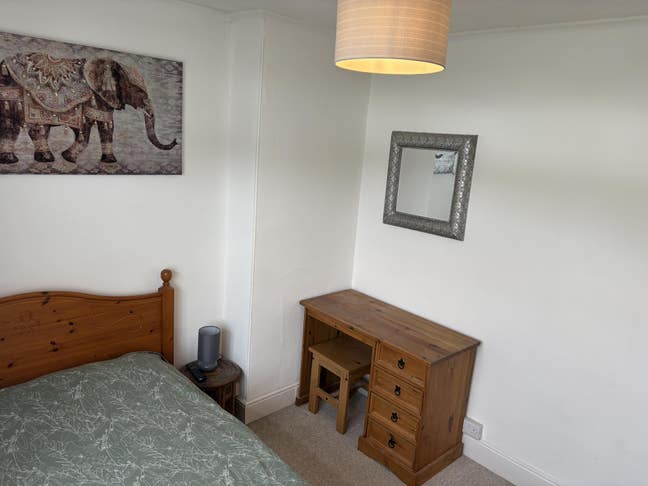 Bright Double room in House share  Main Photo