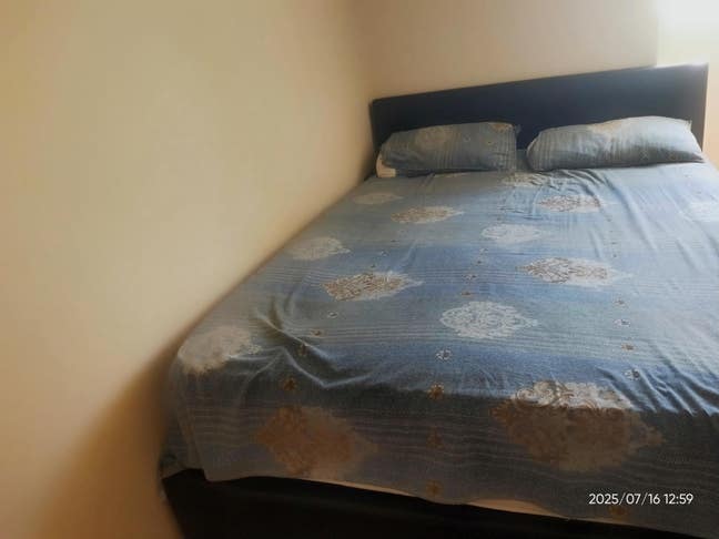 Single/Double Room for Rent–Female/Couple Only Main Photo