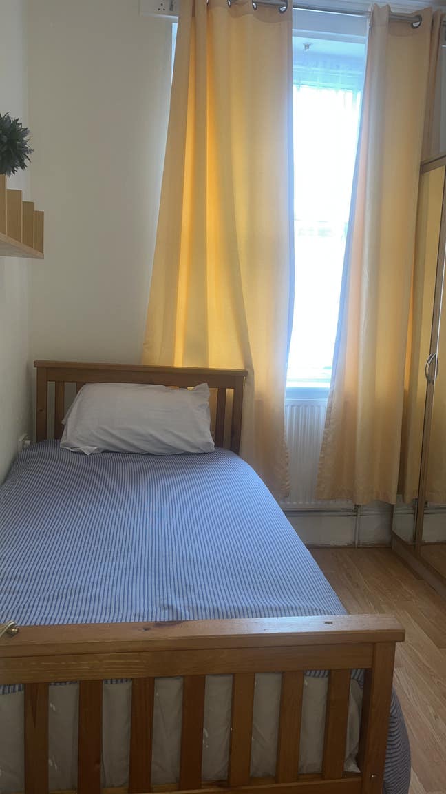 Clean, friendly and respectful environment  Main Photo