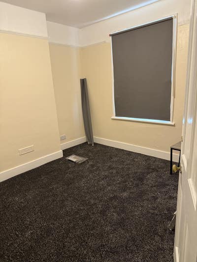 Double room in Mitcham  Main Photo