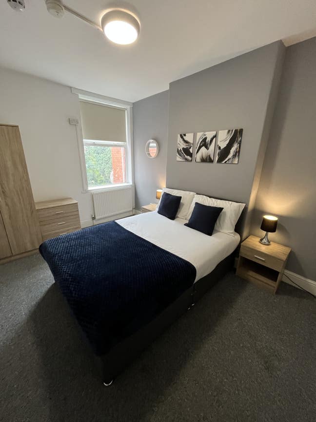 Spacious Doubled Bedroom in center of Worksop Main Photo