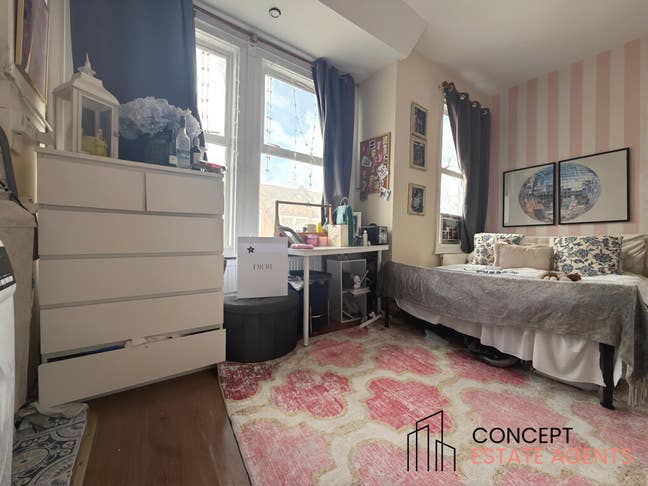 Studio Flat on Cathles Road, Balham, SW12 Main Photo