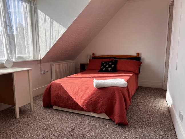 Lovely House share close to Town centre  Main Photo